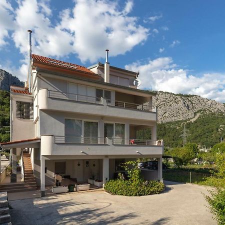 Apartments Bubalo Omiš Esterno foto