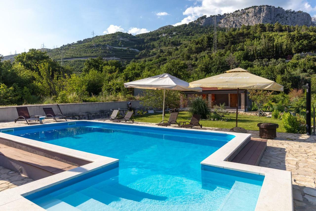 Apartments Bubalo Omiš Esterno foto